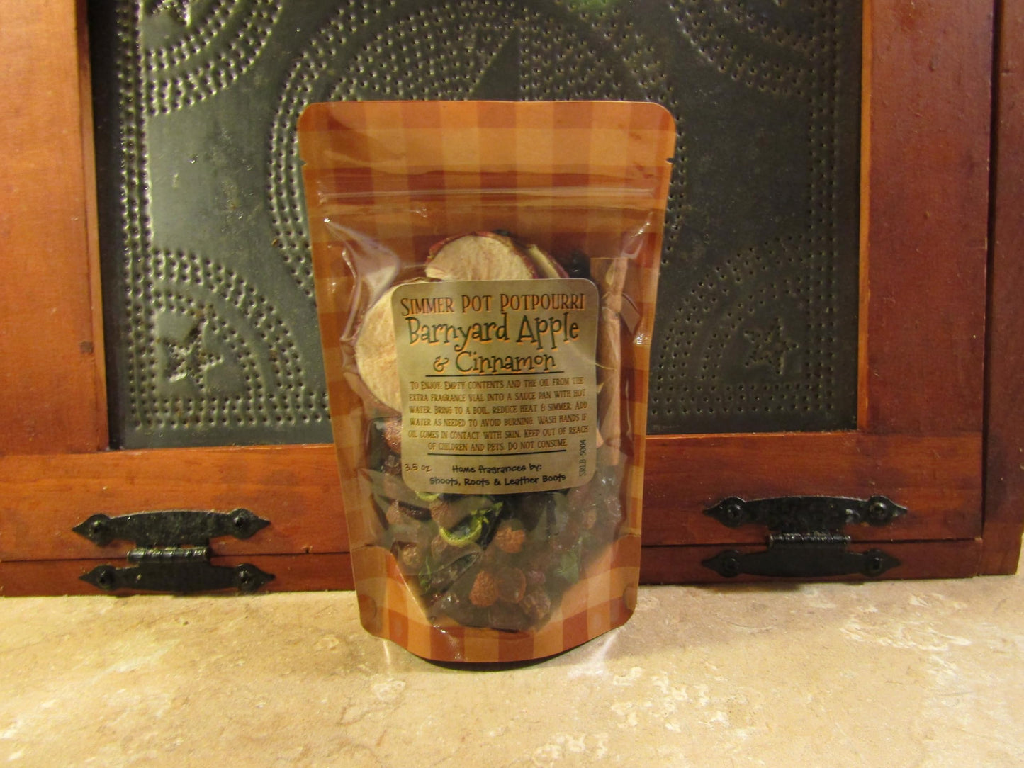 Cinnamon simmering potpourri Barnyard Apple and Cinnamon blend in resealable brown checkered pouch