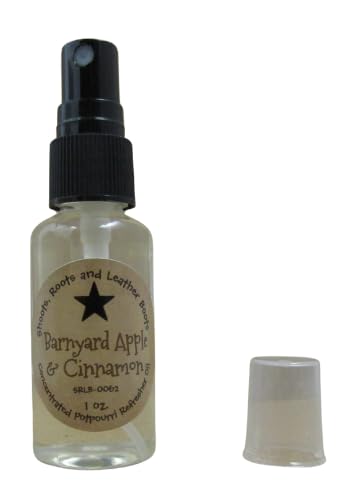 Shoots Roots & Leather Boots Barnyard Apple Cinnamon Potpourri Spray in a 1 oz bottle