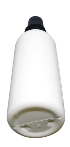 White bottle of Cricket & Clover apple pie scented room spray home fragrance with black spray nozzle
