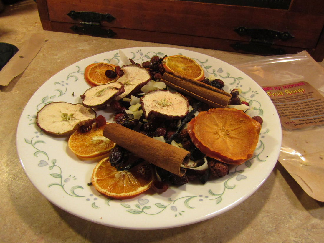 Fill Your Home with Comfort: Simmering Stovetop Potpourri for Every Season