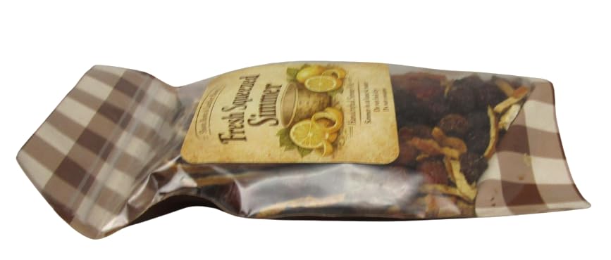 Fresh Squeezed Simmer Potpourri close-up – bright citrus botanicals handcrafted in Tennessee