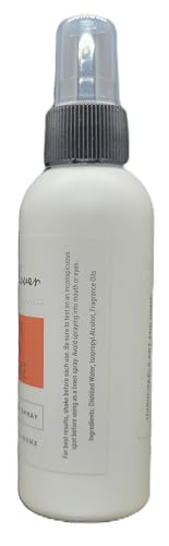 Cricket & Clover fall potpourri room spray in white bottle with black spray cap for home fragrance